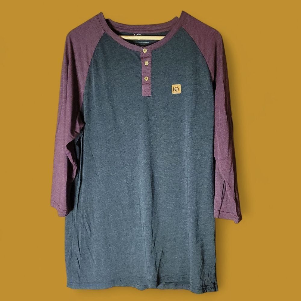 Two-Tone Tentree Shirt